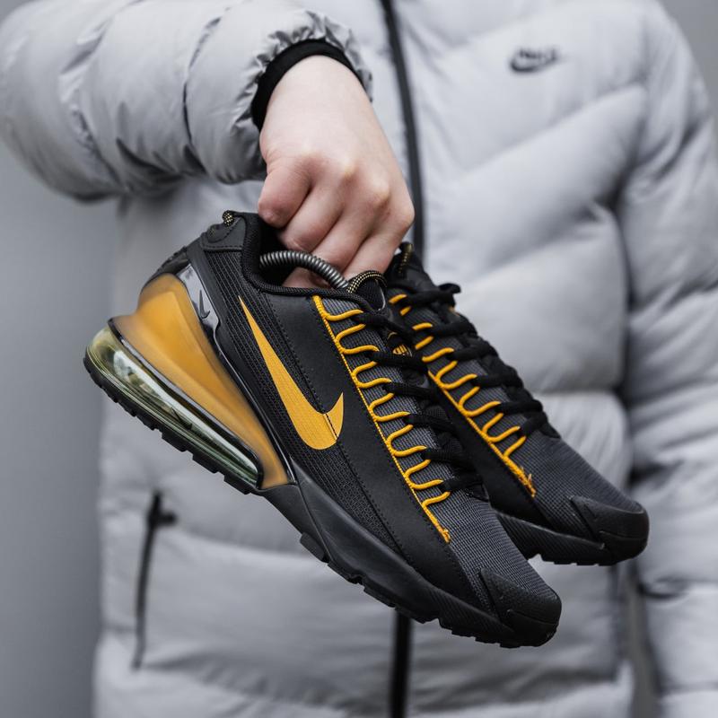 Nike air 270 black gold sale
