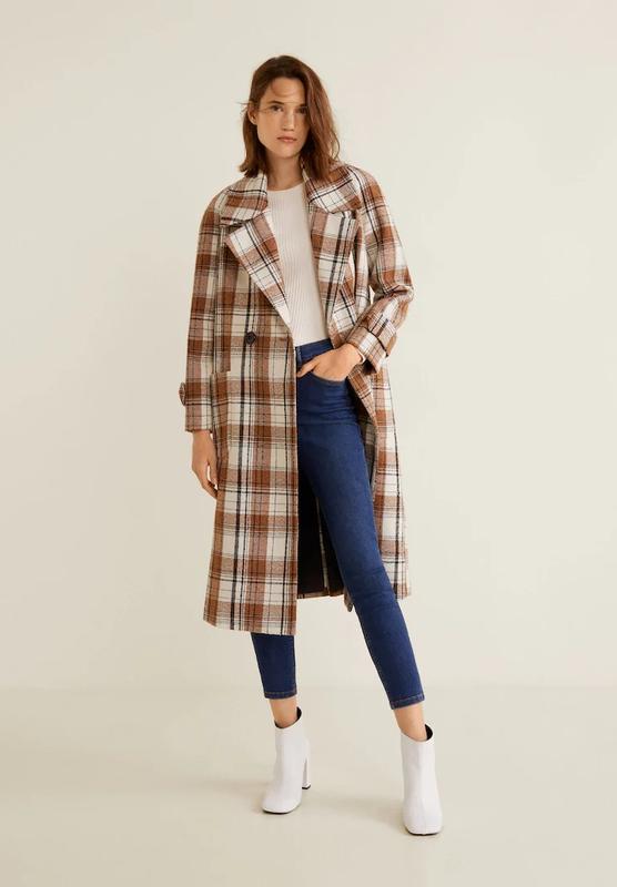 slight curve skinny mango