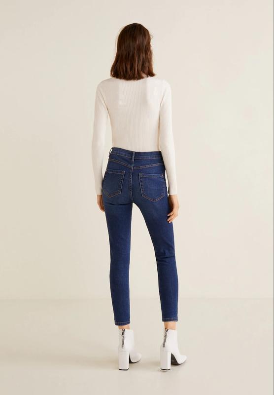 mango slight curve skinny