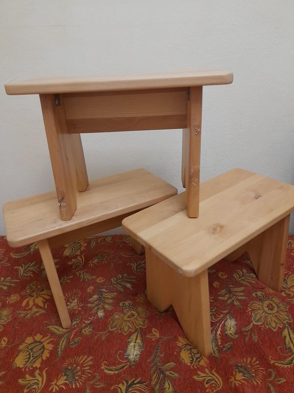 Деревяні табуретки. — ціна 400 грн у каталозі Стільці Купити товари для ...