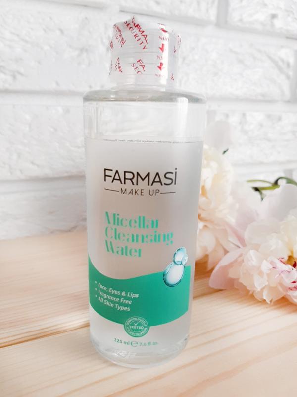 micellar cleansing water farmasi