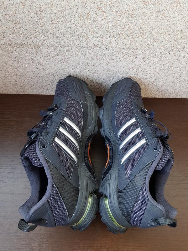 adidas riot 4