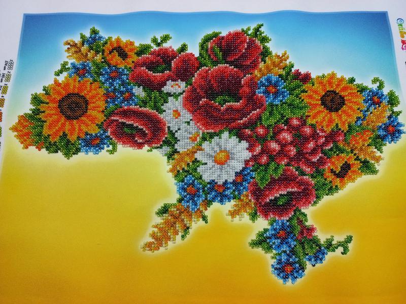 Картина из бисера вышитая карта украины — цена 1100 грн в каталоге ...
