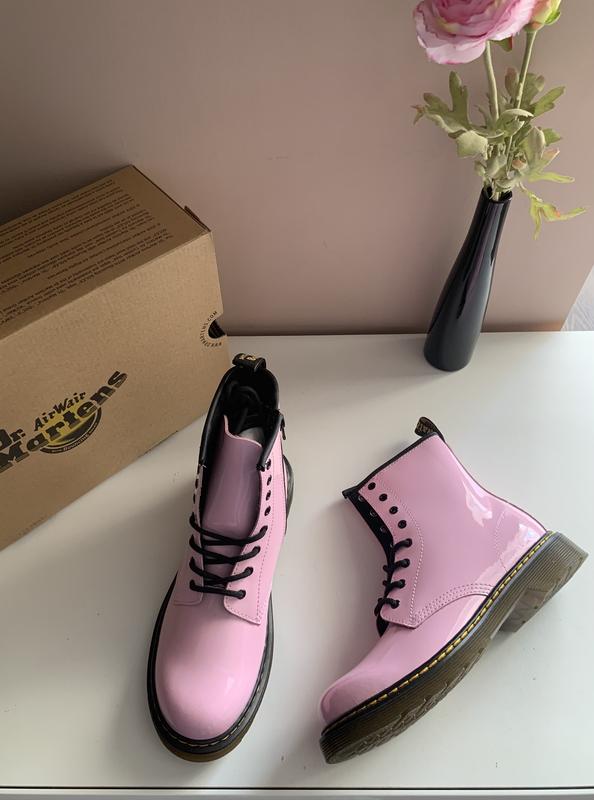 Pink baby dr martens 2025