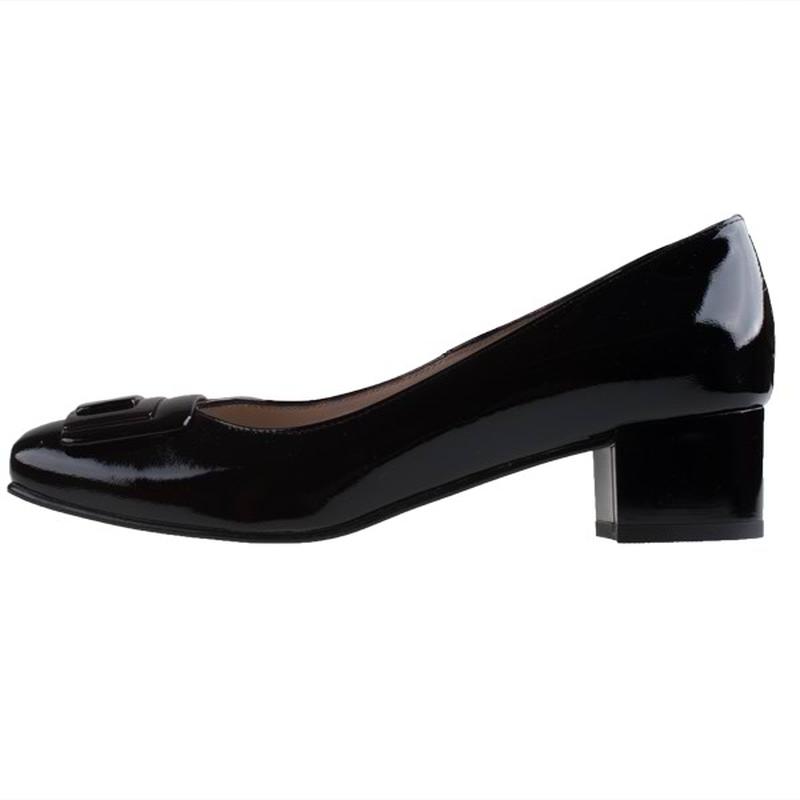 туфли ascalini | артикул zr7953. туфли на низком каблуке пьер карден. маскотте белые туфли на каблуке. туфли на маленьком каблуке. яркие туфли на низком каблуке купить.