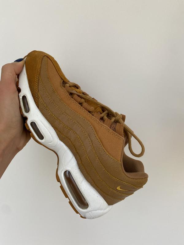 Кроссовки nike air max 95 camel colourway — ціна 2300 грн у каталозі  Кросівки ✓ Купити жіночі речі за доступною ціною на Шафі | Україна #43020649