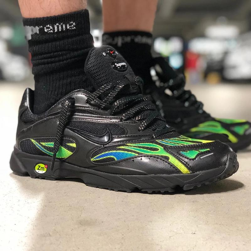 Nike supreme zm outlet