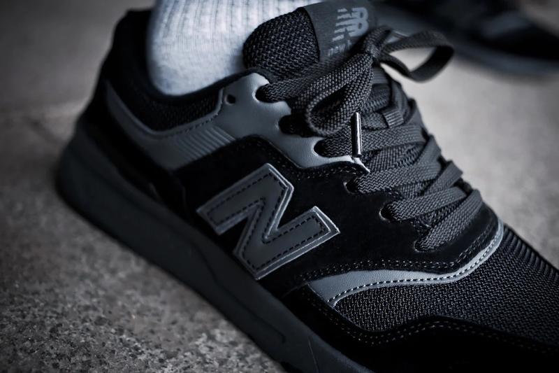 new balance 997 triple black