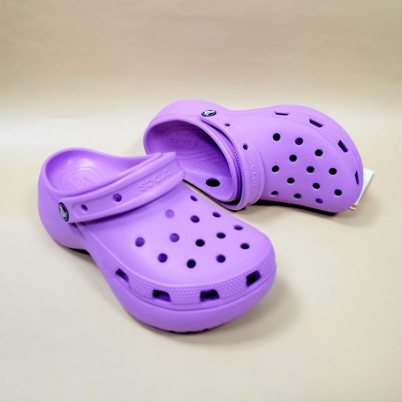 Crocs classic platform clog w , оригінал — ціна 1599 грн у каталозі ...