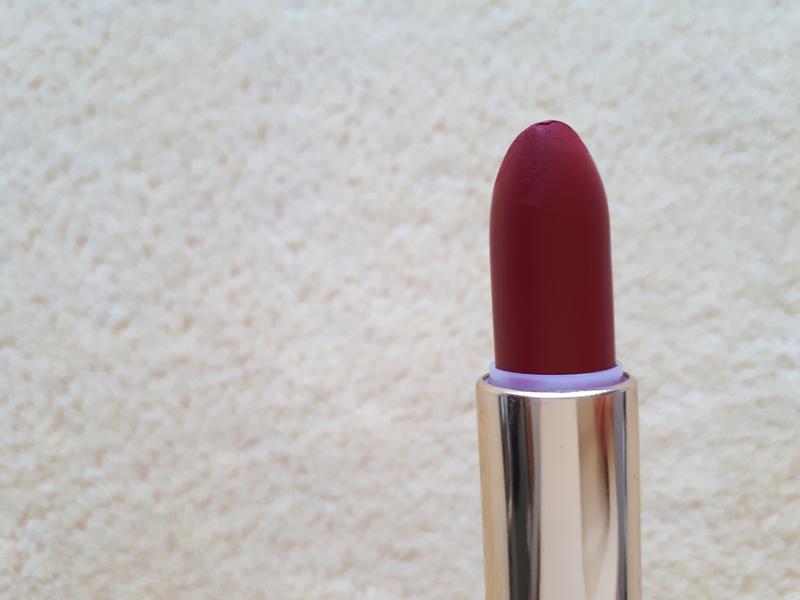 Красная французская матовая помада лореаль франция loreal — цена 359 ...