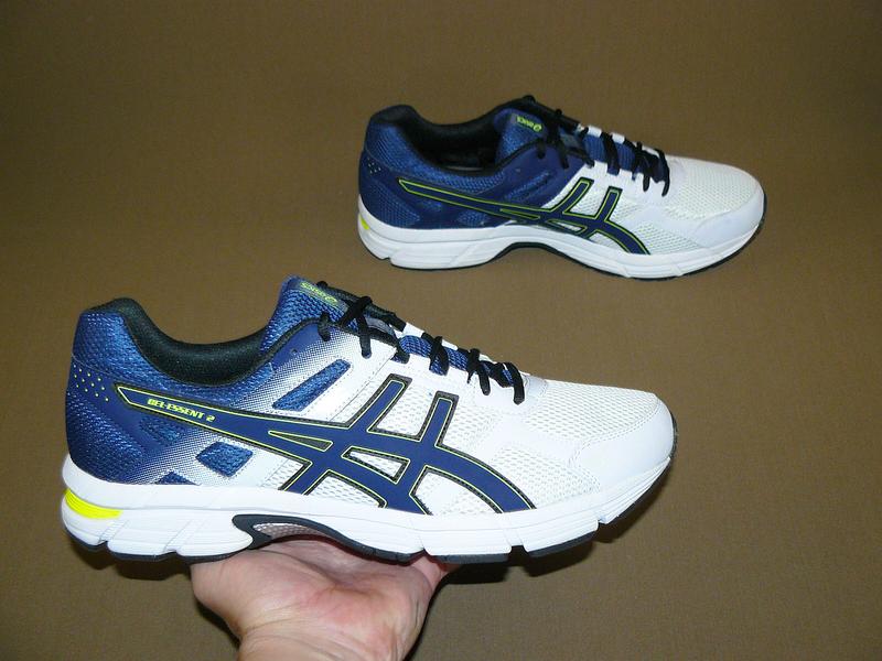 asics gel essent 2