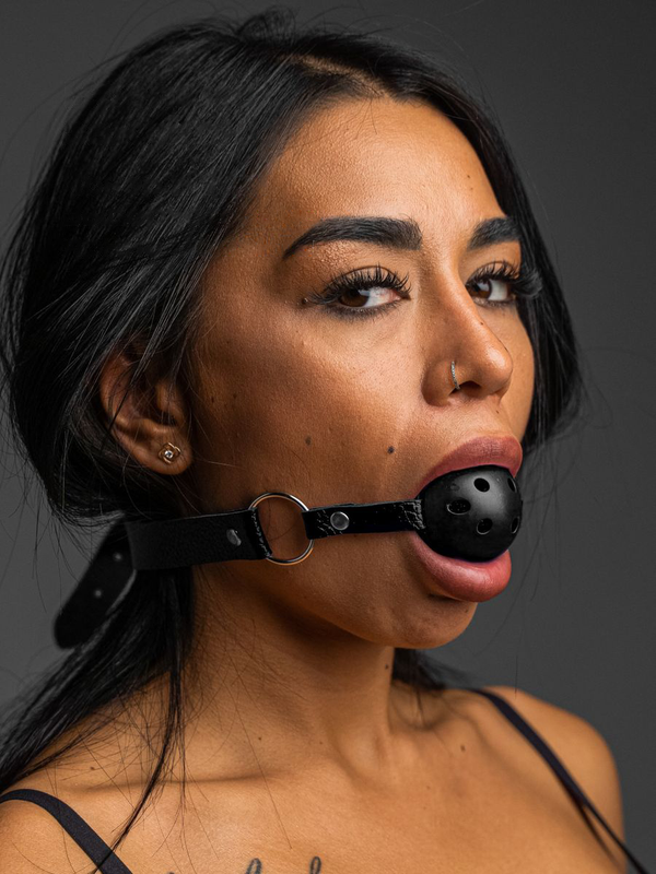 Бір қыз жігітінің есегін трахает