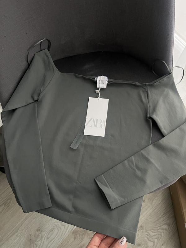 Безшовний топ із відкритими плечима zara/ лонг зара/ кофта zara — ціна ...