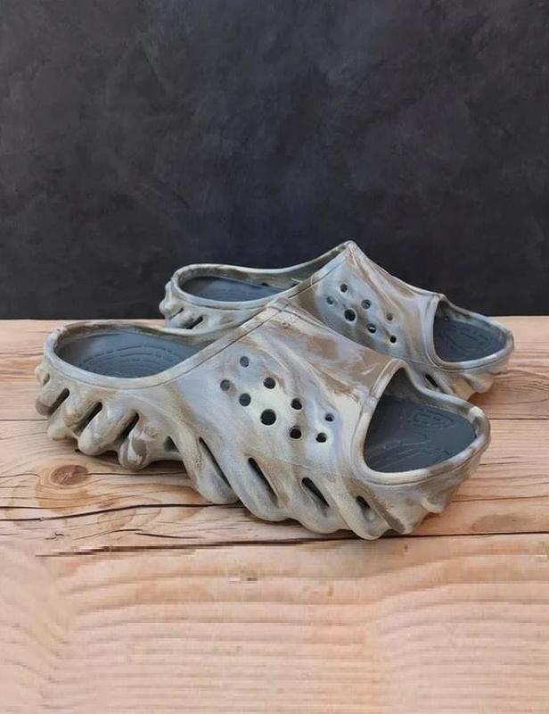 Crocs Blue White Sandals 206122 462 crocs echo marbled slide bone multi 2650 149085643