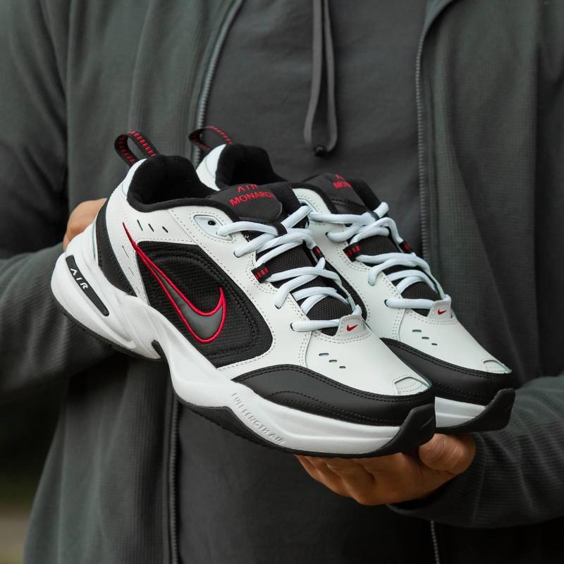 Женские кроссовки nike air monarch кожаные белые с черным найк монарх ...
