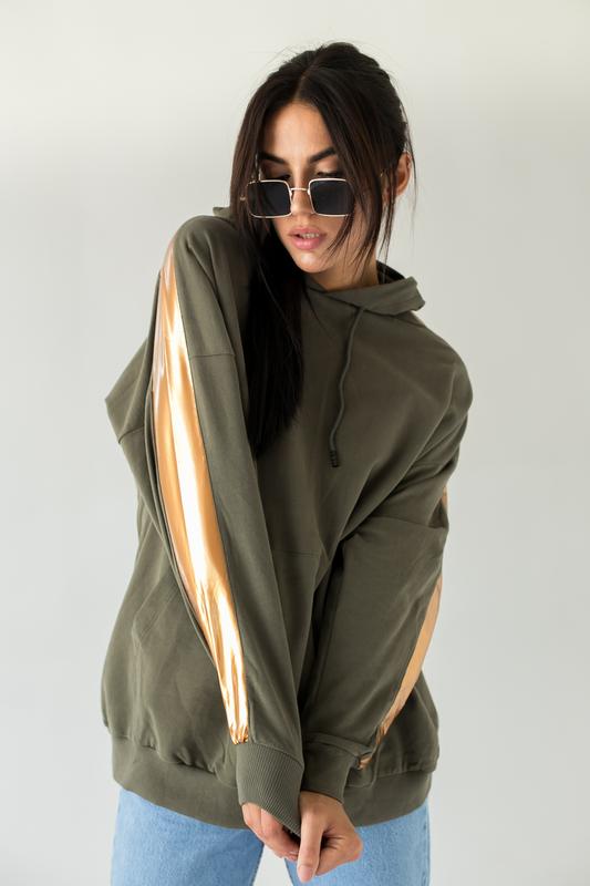 худи black star с лампасами. худи с лампасами. лонгслив адидас с лампасами. женские толстовки с лампасами на рукавах. свитшот рибок женский.