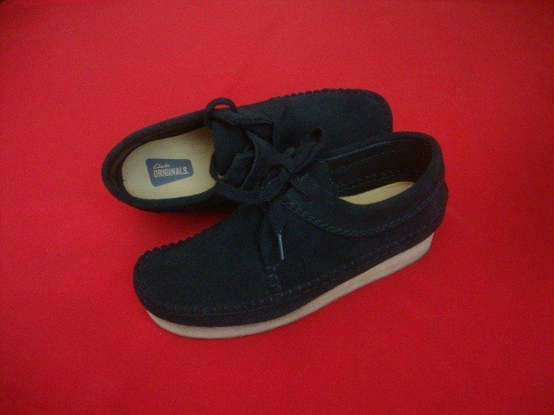 Clarks originals hot sale