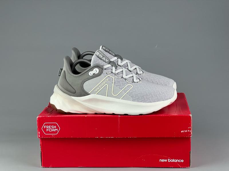 Foam roav new balance deals