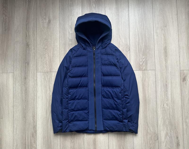 Nike aeroloft lebron jacket best sale
