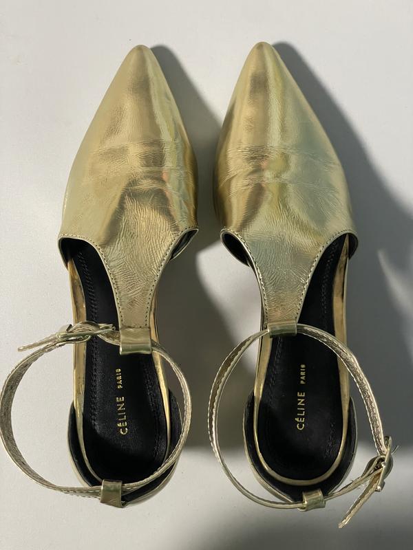 celine-metalic-t-strap-pumps-4999