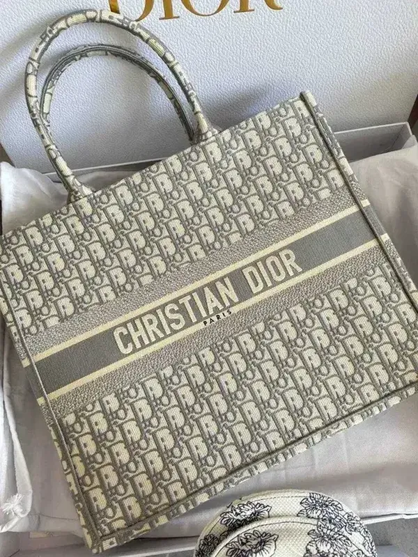 Christian dior metropolis bag black burberry nylon satchel metropolis bag 34700