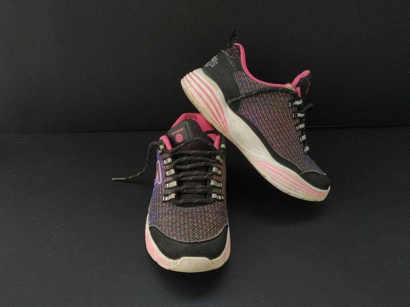 led skechers luminators luxe