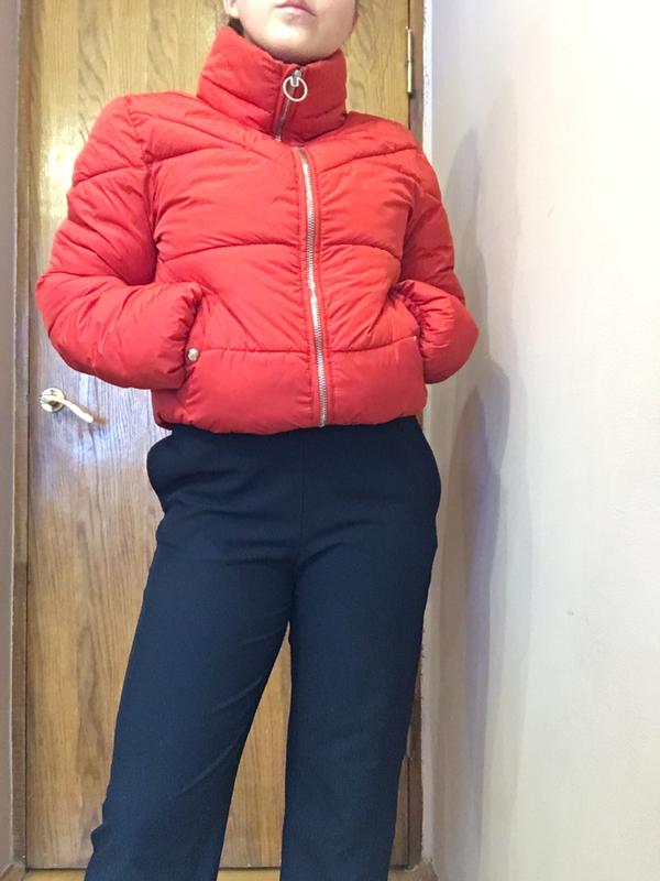 Теплая красная куртка bershka — цена 400 грн в каталоге Куртки ✓ Купить  женские вещи по доступной цене на Шафе | Украина #45892257