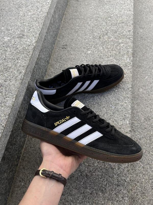 Женские кроссовки adidas spezial — цена 2900 грн в каталоге Кроссовки ...