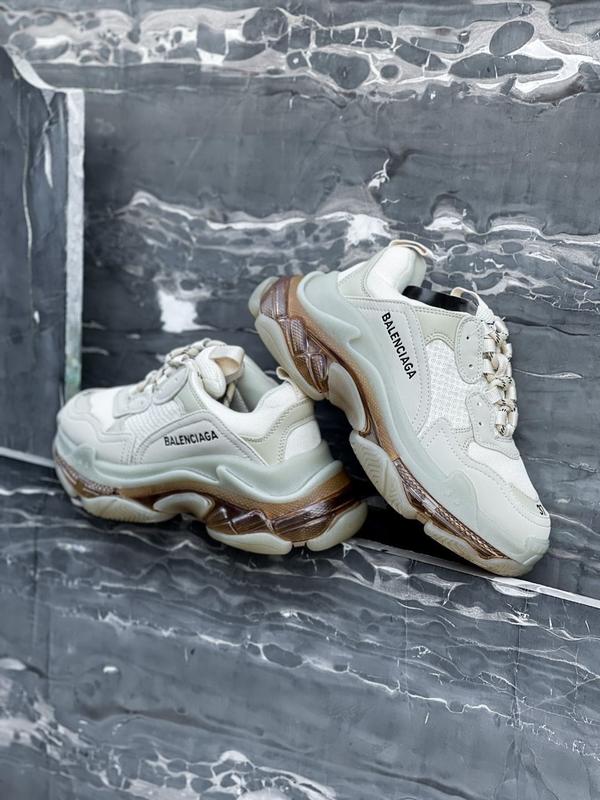 Off white balenciaga triple s sale