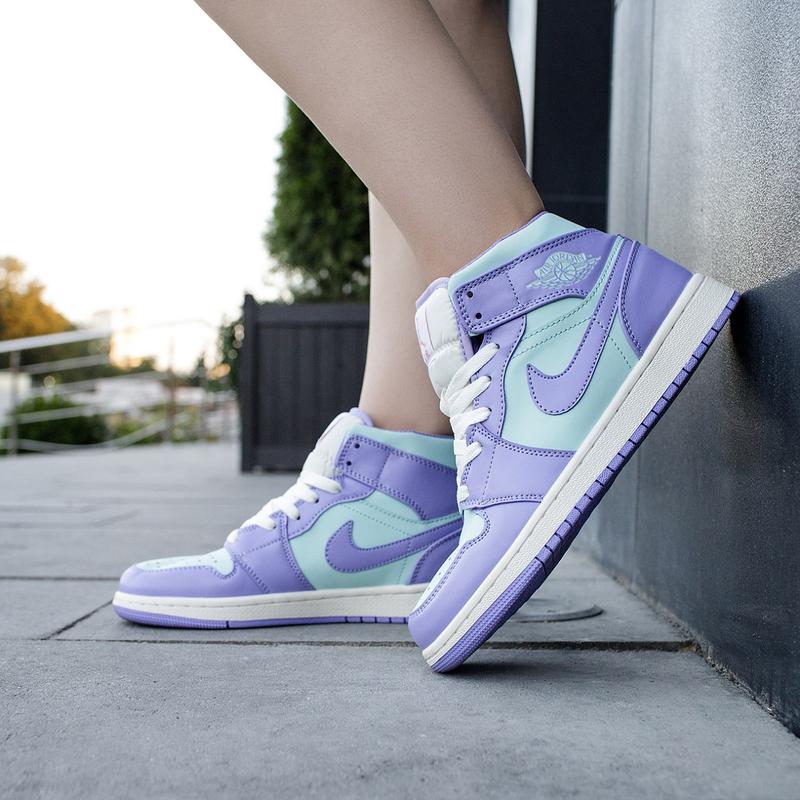 Retro hotsell jordans purple