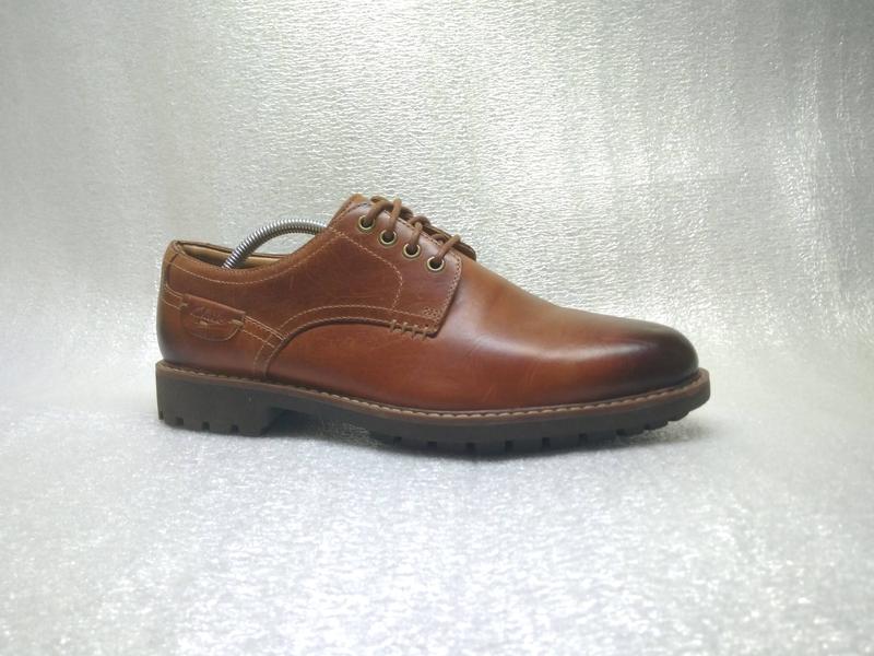 clarks montacute hall