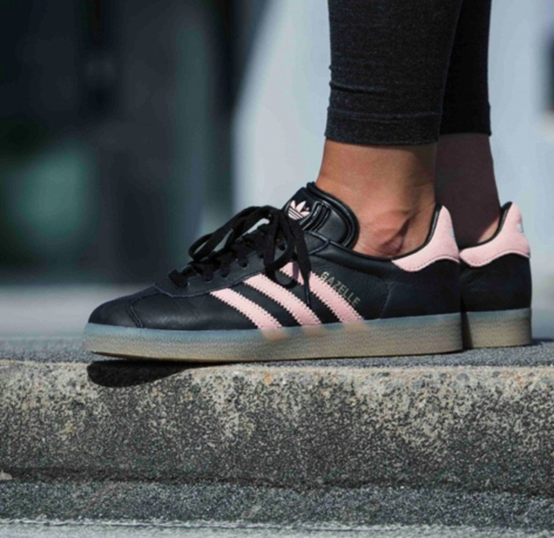 Adidas gazelle оригинальные женские черные кожаные кроссовки натуральные —  цена 995 грн в каталоге Кроссовки ✓ Купить женские вещи по доступной цене  на Шафе | Украина #46690955