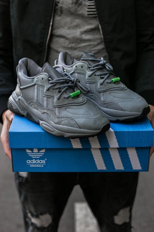 ozweego charcoal grey