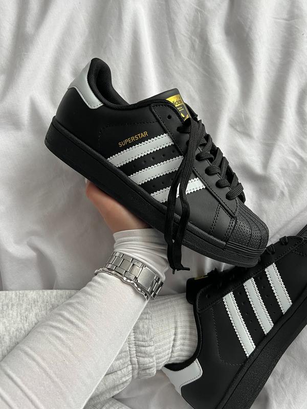 Adidas black black 2025