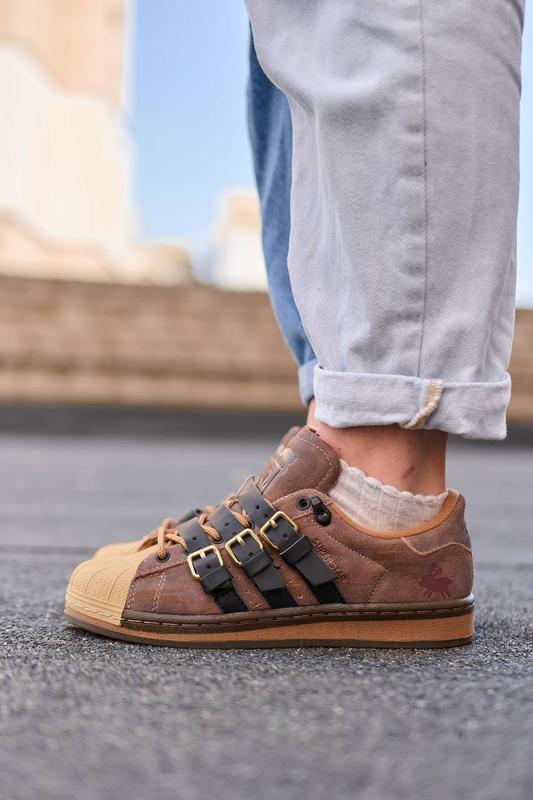 ЛС модель Hole Женские adidas superstar rabbit hole — цена 2249 грн в каталоге Кроссовки ✓  Купить женские вещи по доступной цене на Шафе | Украина #151511349