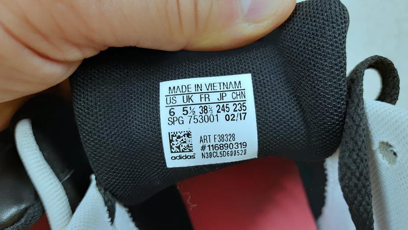 Кросівки, черевики adidas 38-38.5 р — ціна 599 грн у каталозі Кросівки ✓  Купити жіночі речі за доступною ціною на Шафі | Україна #47190795