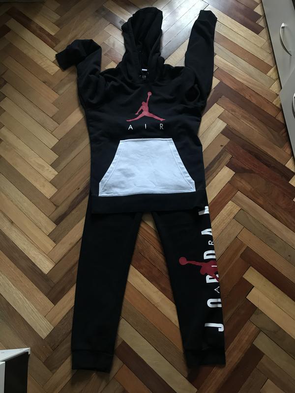 Спортивный костюм nike air jordan — цена 2000 грн в каталоге Спортивные  костюмы ✓ Купить мужские вещи по доступной цене на Шафе | Украина #47361276