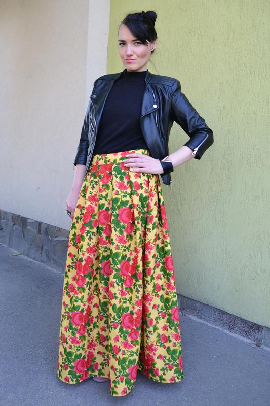 Длинная яркая юбка в пол с цветами dolce & gabbana — цена 1000 грн в ...
