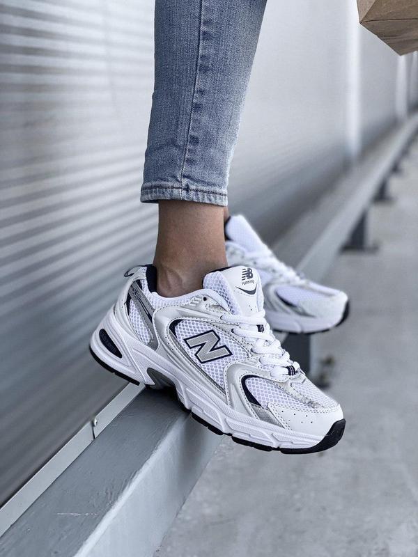 White new store balance 530