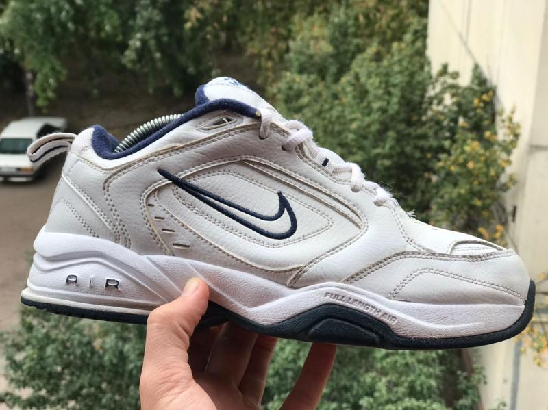air monarch iii