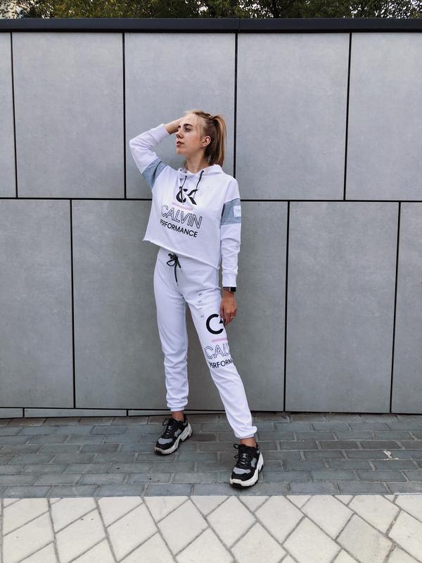 Спортивный костюм calvin klein женский белый оригинал xs — цена 2350 грн в каталоге Спортивные костюмы ✓ Купить женские вещи по доступной цене на Шафе