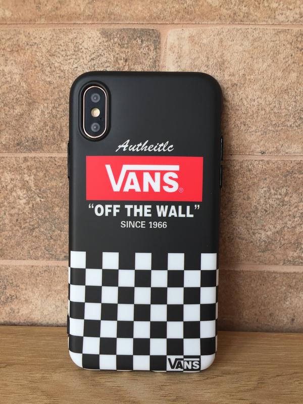 Чехол vans на iphone 7/8/7+/8+/x/xs/xr/11 — цена 150 грн в каталоге Чехлы ✓  Купить женские вещи по доступной цене на Шафе | Украина #47807215