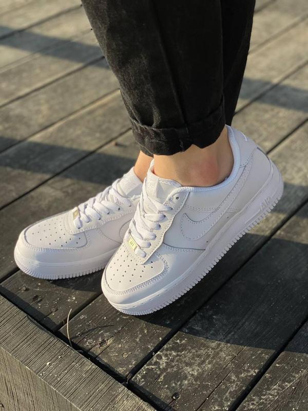 Женские кроссовки nike air force 1 classic low — цена 2300 грн в ...