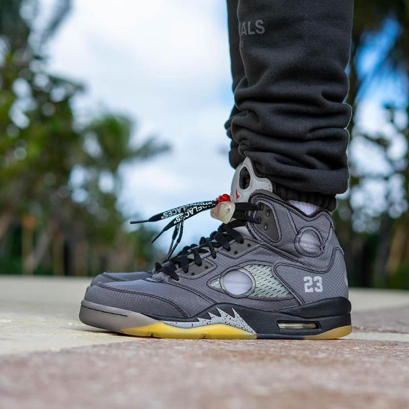 Jordans v hotsell