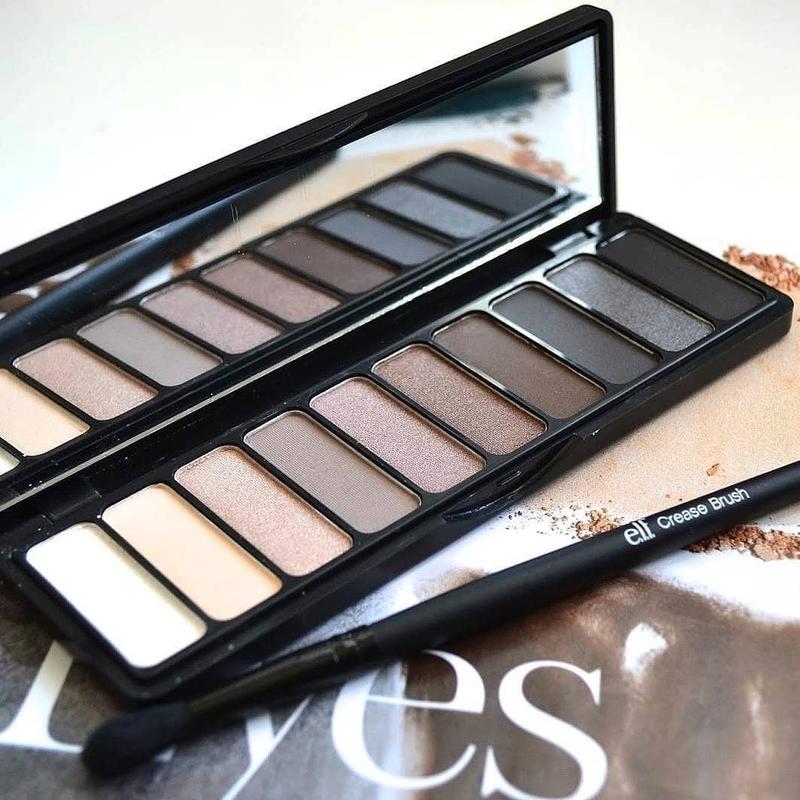 Elf everyday smoky eyeshadow palette. 390 47917184
