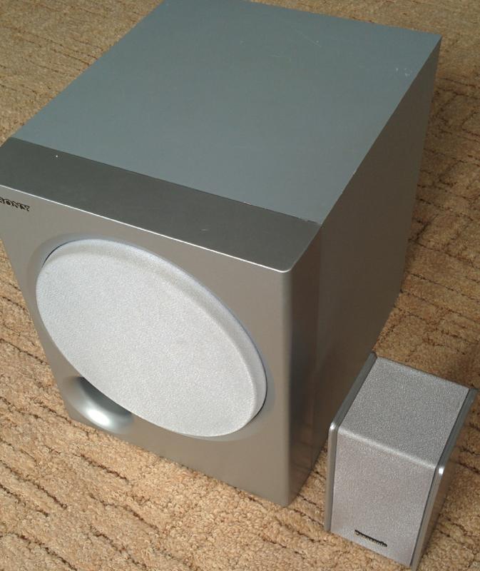 Корпус сабвуфера "sony" под динамик 200 мм. как новый — цена 589 грн в ...