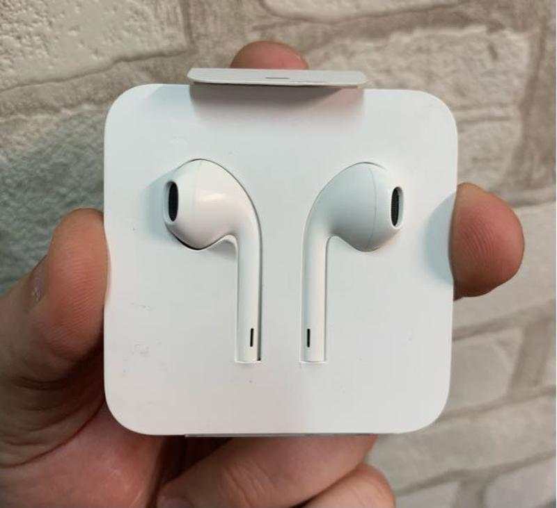 earpods lightning iphone 499 02121 201 203 4 152704855