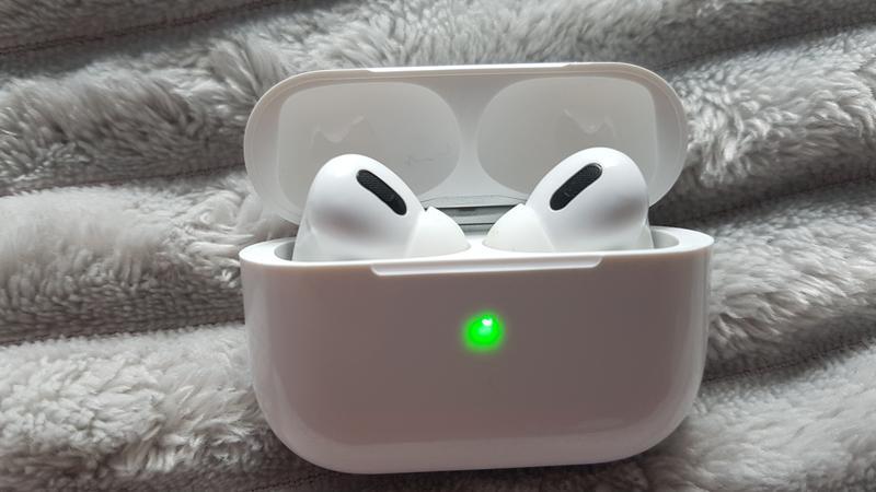 Розпродаж ! оригінальні airpods pro| аирподс про — цена 295 грн в ...