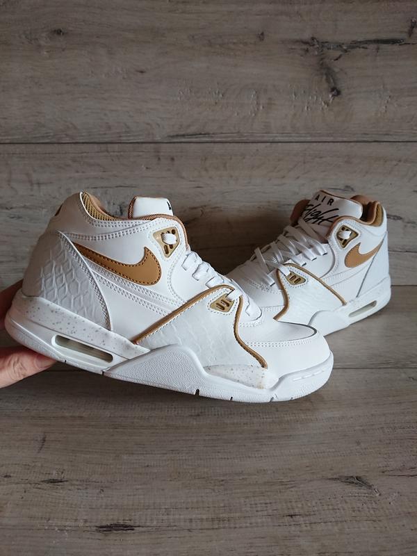 nike air flight 89 white gold