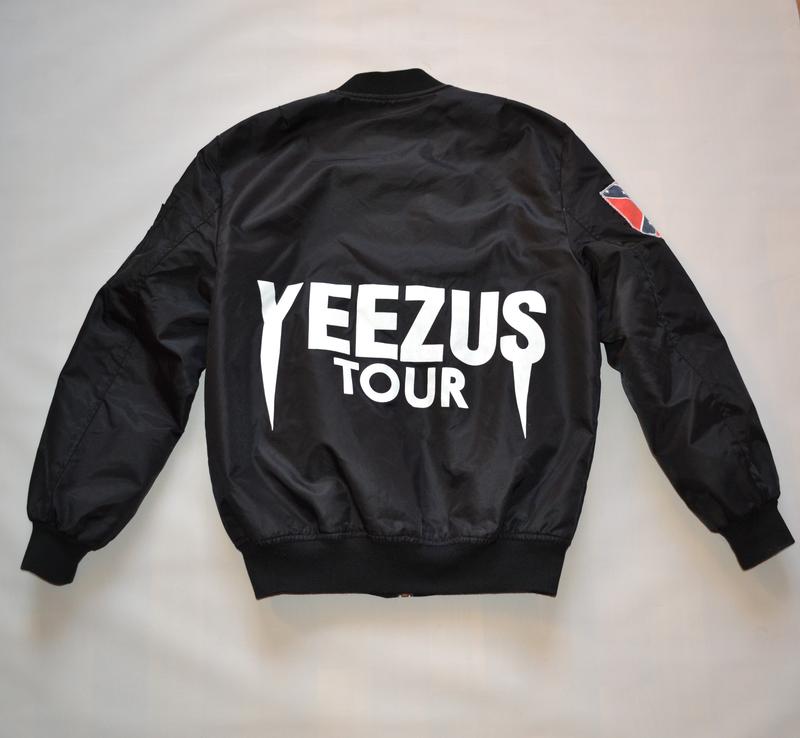 Бомбер yeezy by kanye west yeezus tour bomber jacket — ціна 450 грн у  каталозі Куртки ✓ Купити чоловічі речі за доступною ціною на Шафі | Україна  #48831634